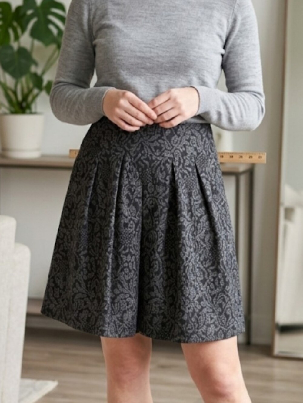 Loft Outlet Jacquard A-Line Gothic Textured Whimsigoth Fall Winter Skirt Size 4